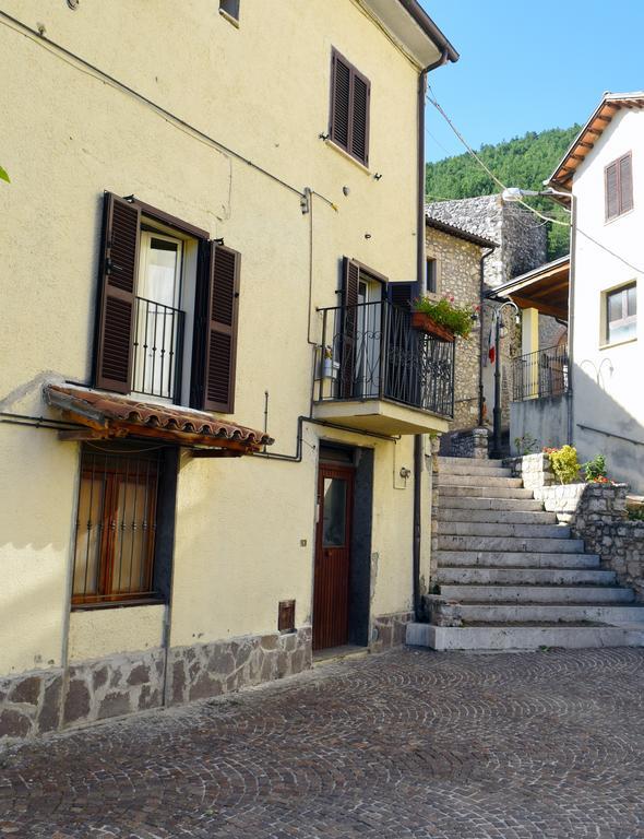 La Casetta Dei Desideri Poggio Bustone Exterior photo